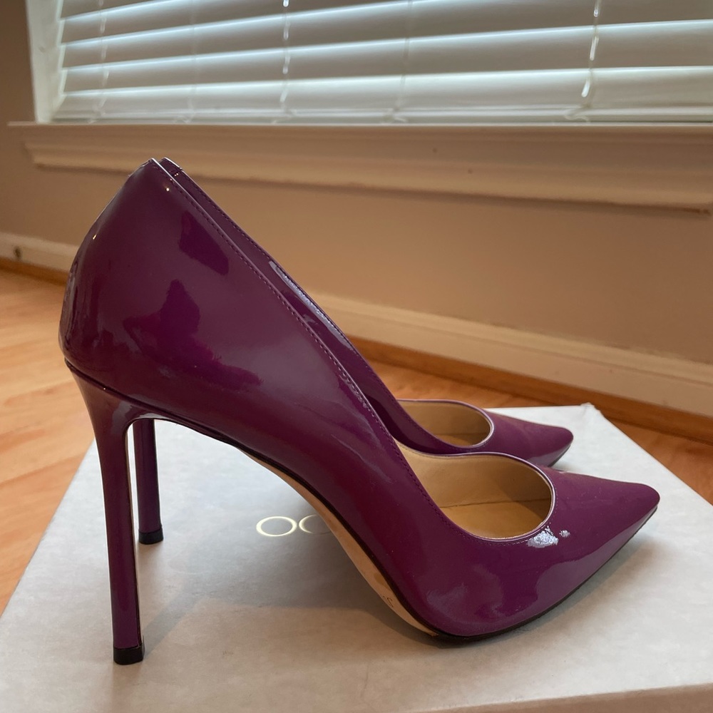 Jimmy Choo pump